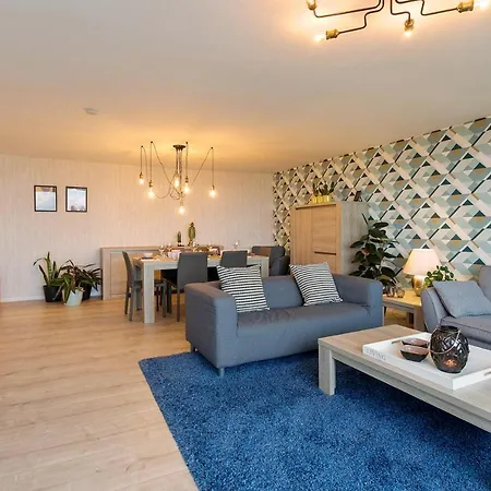 Spacious With Great Skyline And Waterfront View In شقة أوستيند